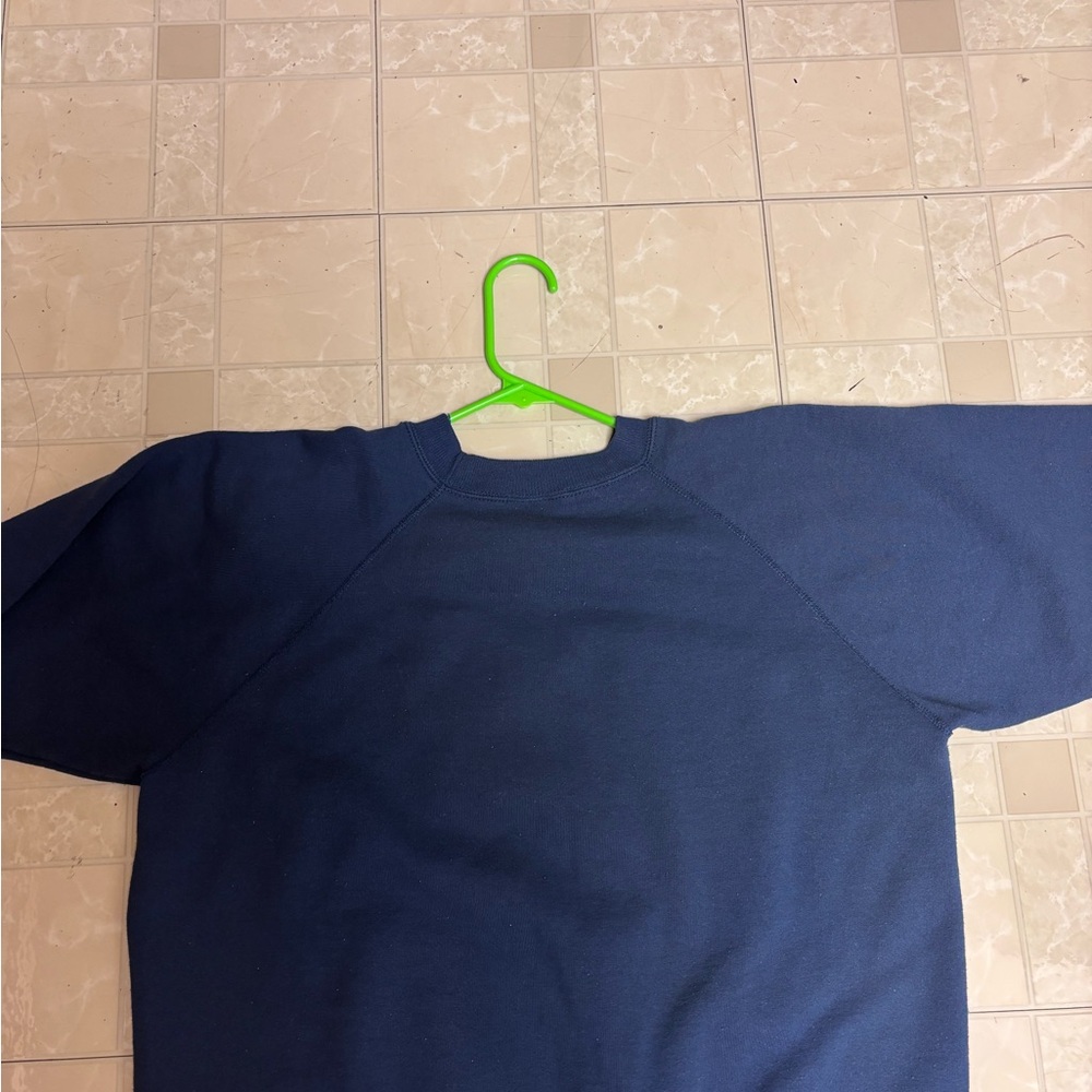 Vintage Hanes Activewear Blue Cat Appliqué Sweatshirt – Size Large – Made in USA - Picture 9 of 9